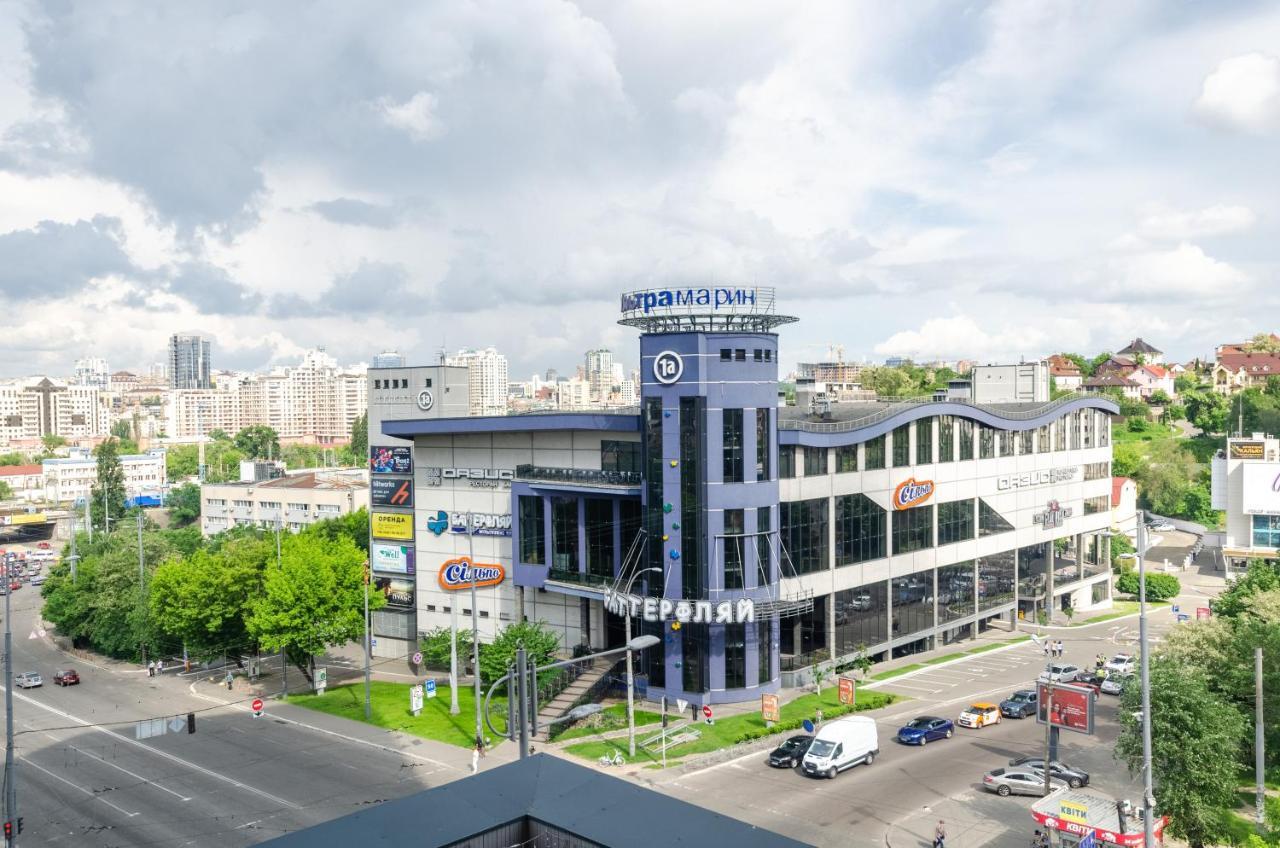 Petrovdom 199A-199B In Smart Apartments Rc Kvartet Near Central Railway Station Kiev Eksteriør billede